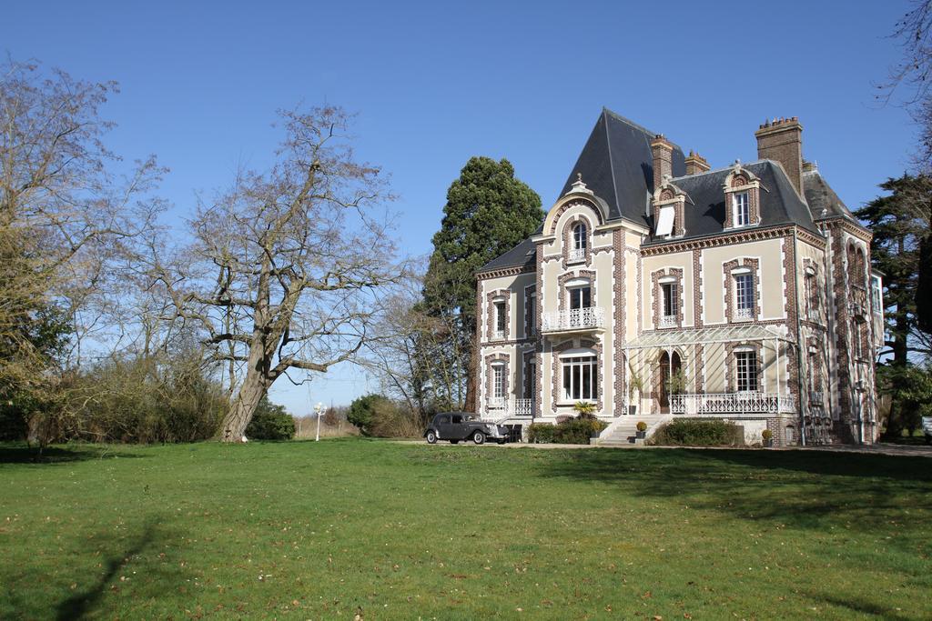 Chateau De La Folie Trie-Château Eksteriør billede